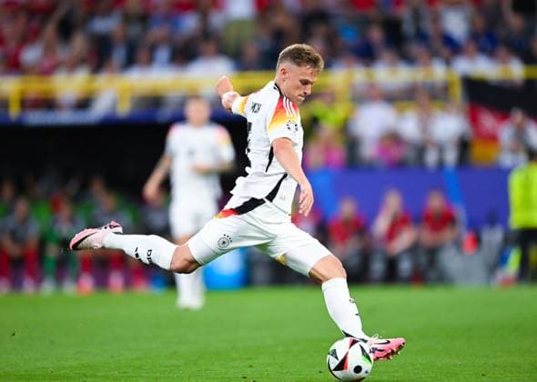 Joshua Kimmich Germany in action, UEFA EURO 2024 Round of 16, Germany vs Denmark, BVB Stadium Dortmund on June 29, 2024 in Dortmund, Germany Photo by Silas Schueller DeFodi Images Joshua Kimmich Germany controls the ball, UEFA EURO 2024 Round of 16, Germany vs Denmark, BVB Stadium Dortmund on June 29, 2024 in Dortmund, Germany Photo by Silas Schueller DeFodi Images Defodi 738 738 GERDEN 20240629 176 Defodi-738