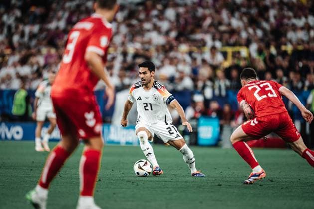 Soccer Men UEFA European Football Championship 2024 Round of 16 Germany vs Denmark 29 06 2024 Ilkay Gündogan 21, Germany on the ball Dortmund BVB Stadium Dortmund North Rhine-Westphalia Germany