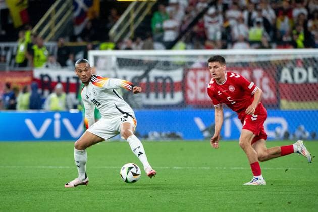Leroy Sane Germany, 19 in duel with Joakim Maehle Pedersen Daenemark, 05 , GER, Germany GER vs Denmark DEN , European Football Championship, UEFA EURO 2024, Round of 16, 29 06 2024 GER, Germany GER vs Denmark DEN , European Football Championship, UEFA EURO 2024, Round of 16, 29 06 2024 Dortmund Copyright: xEibner-Pressefoto Memmlerx EP_MMR