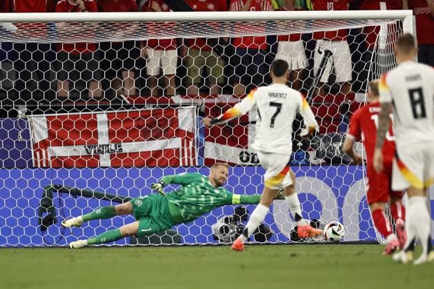 Sport Bilder des Tages Dortmund - Kai Havertz of Germany scores the 0-1 during the UEFA EURO, EM, Europameisterschaft,Fussball 2024 round of 16 match between Germany and Denmark at the BVB Stadium Dortmund on June 29, 2024 in Dortmund, Germany. ANP Hollandse Hoogte MAURICE VAN STEEN UEFA EURO 2024 2024 xVIxANPxSportx xVanxSteenxFotografiexIVx 502368432 originalFilename: 502368432.jpg