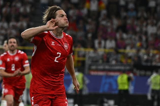 29 06 2024, xpsx, Football EM 2024 1 8 Final, Germany Denmark emspor, v l Goal celebration at Joachim Christian Andersen Denmark Daenemark after the supposed goal for 0 1 Offside DFL DFB REGULATIONS PROHIBIT ANY USE OF PHOTOGRAPHS as IMAGE SEQUENCES and or QUASI VIDEO Dortmund