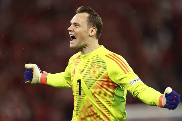 Dortmund - Germany goalkeeper Manuel Neuer celebrates the 1-0 during the UEFA EURO, EM, Europameisterschaft,Fussball 2024 round of 16 match between Germany and Denmark at the BVB Stadium Dortmund on June 29, 2024 in Dortmund, Germany. ANP Hollandse Hoogte MAURICE VAN STEEN UEFA EURO 2024 2024 xVIxANPxSportx xVanxSteenxFotografiexIVx 502368541 originalFilename: 502368541.jpg