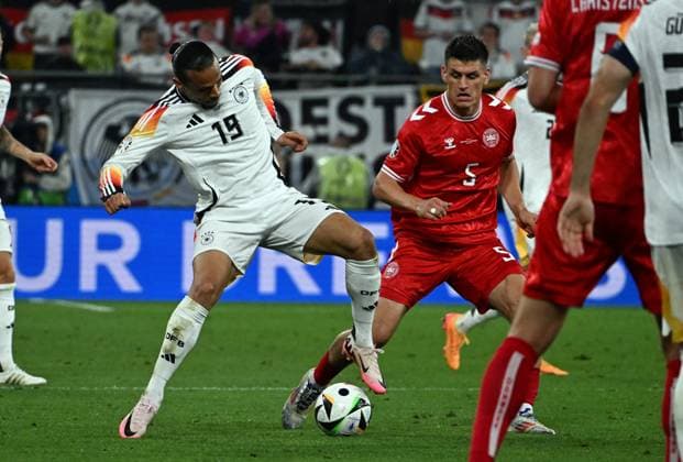 29 06 2024, xsltx, European Football Championship 2024 1 8 Final, Germany Denmark emspor, v l Leroy Sane Deutsche Fussball Nationalmannschaft DFB , Joakim Maehle Pedersen Denmark Daenemark DFL DFB REGULATIONS PROHIBIT ANY USE OF PHOTOGRAPHS as IMAGE SEQUENCES and or QUASI VIDEO Dortmund