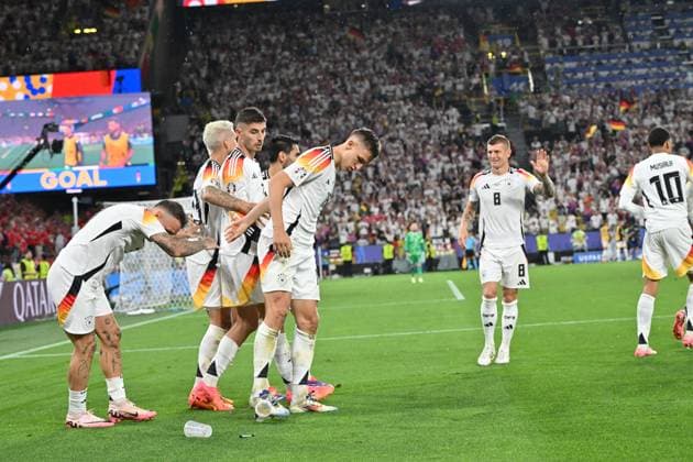29 06 2024, xjrdrx, European Football Championship 2024 1 8 final, Germany Denmark emspor, v l goal celebration after the goal to celebrate the goal celebrate 1 0 by Kai Havertz German national football team DFB hand penalty penalty Emotions, Danish fans throw beer cups UEFA REGULATIONS PROHIBIT ANY USE OF PHOTOGRAPHS as IMAGE SEQUENCES and or QUASI VIDEO Dortmund
