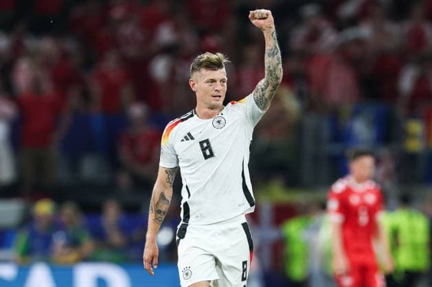 Sport, Football, UEFA EURO 2024 Round of 16 Germany Denmark 29 06 2024, BVB Stadium Dortmund Toni Kroos Germany, 8 celebrates after scoring the 2 0 Dortmund BVB Stadium Dortmund North Rhine-Westphalia Germany