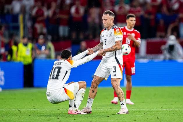 240629 Jamal Musiala and David Raum of Germany during the UEFA Euro 2024 Football Championship round of 16 match between Germany and Denmark on June 29, 2024 in Dortmund Photo Jesper Zerman BILDBYRAN kod JZ JZ0545 fotboll football soccer fotballs em europamästerskap em uefa euro uefa european football championship euro 2024 tyskland germany danmark denmark bbeng  Copyright: JESPERxZERMAN BB240629JZ117