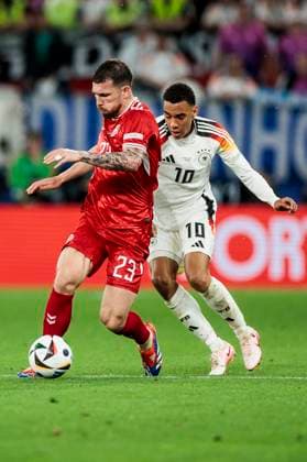 UEFA EURO 2024 Germany Denmark 29 06 2024 Pierre Emile Hojbjerg Denmark, 23 , Jamal Musiala Germany, 10 UEFA EURO 2024 Germany Denmark BVB Stadion Dortmund, Dortmund on 29 06 2024 Copyright: xBEAUTIFULxSPORTS Wunderlx