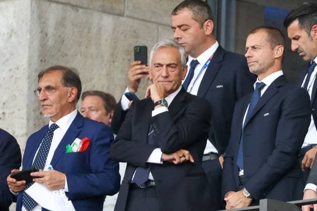 Gabriele Gravina, President of the Italian Football Association, Aleksander Ceferin, UEFA President, VIP box, UEFA EURO 2024, Berlin, soccer match, officials, talks, concentrated atmosphere, stadium, soccer enthusiasm, sports event, national team, grandstand, executives, soccer officials, delegation, event organization, official guests, important decision makers , football, UEFA , European Championship, round of 16 2024, Switzerland vs Italy, 29 06 2024, Olympiastadion Berlin, Berlin, Germany Berlin Olympiastadion Berlin Berlin Germany Copyright: xGrantxHubbsx