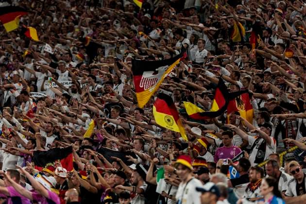UEFA EURO 2024 Germany Denmark 29 06 2024 The German fans celebrate with the team UEFA EURO 2024 Germany Denmark BVB Stadion Dortmund, Dortmund on 29 06 2024 Copyright: xBEAUTIFULxSPORTS Wunderlx