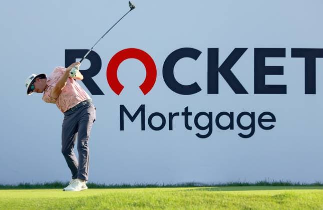 Rocket Mortgage Classic Joel Dahmen of Clarkston, Washington hits from the 18th tee during the third round of the Rocket Mortgage Classic at Detroit Golf Club on Saturday, June 29, 2024 in Detroit, Michigan. Detroit Michigan United States  Copyright: xAmyxLemusx originalFilename:lemus-rocketmo240629_npQZJ.jpg