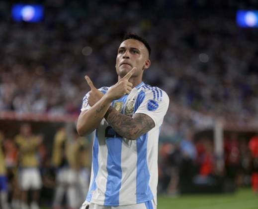 Lautaro Martinez Lautaro Martinez and AngelDi Maria ARGENTINA VS PERU Date 29 06 2024 COPA AMERICA UNITED STATES Copyright: xxDanielFerrarix