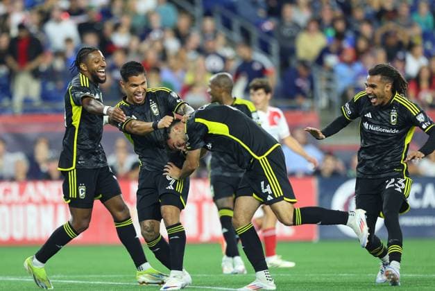 June 29, 2024; Foxborough, MA, USA; Columbus Crew celebrate a goal during the MLS, Fussball Herren, USA match between Columbus Crew and New England Revolution. CSM Foxborough United States - ZUMAc04_ 20240629_zma_c04_045 Copyright: xAnthonyxNesmithx