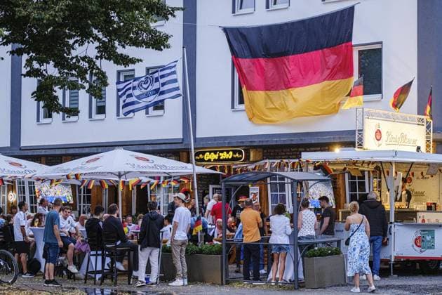 Public Viewing in Duisburg FOR EDITORIAL PURPOSES ONLY EDITORIAL USE ONLY p Public Viewing at CoupÃ 1900 in Duisburg Germany Denmark on Saturday, June 29, 2024 in Duisburg ¨ Germany NRW Duisburg Copyright ChristophxWojtyczka Copyright: ChristophxWojtyczka doc7w35vdz0khk11hulrh44 ,EDITORIAL USE ONLY Copyright: ChristophxWojtyczka
