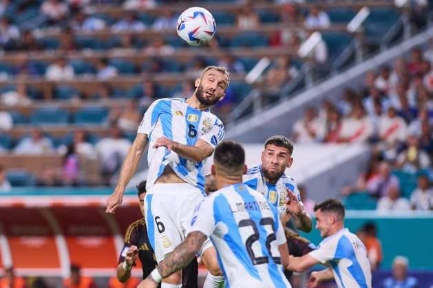 _CA_GA_2024_ARG_PER_ during the CONMEBOL Copa America 2024 group A match between Argentina and Peru, at Hard Rock Stadium, on June 29, 2024 in Miami Gardens, Florida, United States. MIAMI GARDENS FLORIDA UNITED STATES  Copyright: xJONATHANxDUENASx 20240629203326_CA_GA_2024_ARG_PER_157