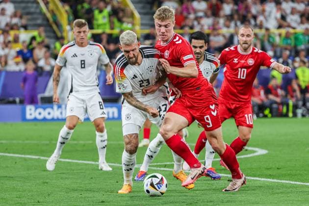 Euro 2024 Germany Denmark on 29 06 2024 at the BVB Stadium Dortmund in Dortmund Robert Andrich Germany 23 vs Rasmus Winther Hojlund Denmark Denmark 9 MH