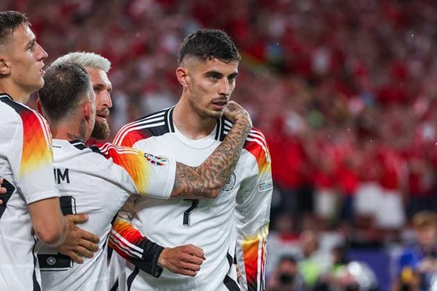 Euro 2024 Germany Denmark on 29 06 2024 at the BVB stadium Dortmund in Dortmund cheering, goal celebration, goal scorer Kai Havertz Germany 7 cheers after his goal for 1 to 0 with Robert Andrich Germany 23 , David Raum Germany 3 and Nico Schlotterbeck Germany 15 MH