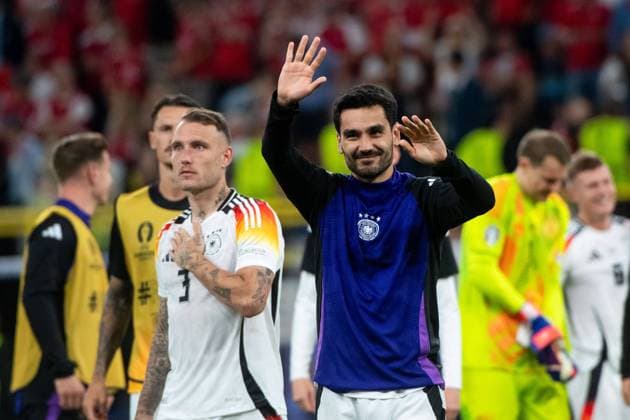 Ilkay Guendogan Germany, 21 celebrates victory and thanks fans and family, GER, Germany GER vs Denmark DEN , European Football Championship, UEFA EURO 2024, Round of 16, 29 06 2024 GER, Germany GER vs Denmark DEN , European Football Championship, UEFA EURO 2024, Round of 16, 29 06 2024 Dortmund Copyright: xEibner-Pressefoto Memmlerx EP_MMR