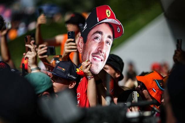 spectators, fans LECLERC Charles (mco), Scuderia Ferrari SF-24, portrait during the Formula 1 Qatar Airways Austrian Grand Prix 2024, 11th round of the 2024 Formula One World Championship, WM, Weltmeisterschaft from June 28 to 30, 2024 on the Red Bull Ring, in Spielberg, Austria - F1 - AUSTRIAN GRAND PRIX 2024 DPPI Panoramic  240630_R11_AUSTRIA_DP_XB3_9813