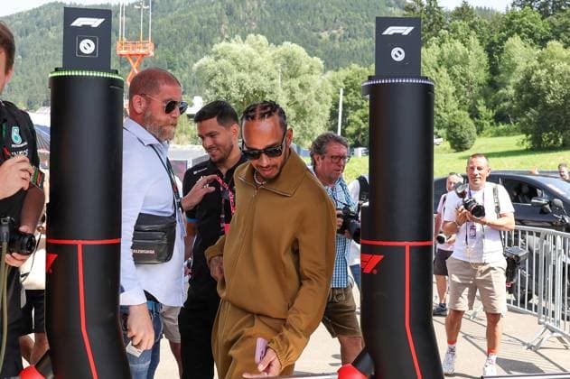 Lewis Hamilton Mercedes AMG arrives at the paddock, Paddock, Race, Grand Prix of Austria, Motorsport, Men, Formula 1, 30 06 2024 Spielberg Styria Austria Copyright: xkolbert-press ChristianxKolbertx