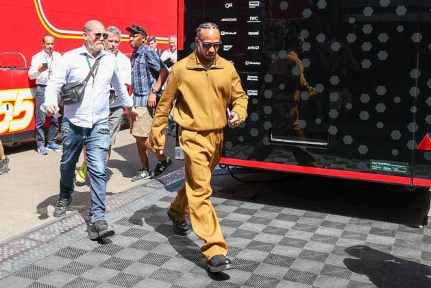 Lewis Hamilton Mercedes AMG arrives at the paddock, Paddock, Race, Grand Prix of Austria, Motorsport, Men, Formula 1, 30 06 2024 Spielberg Styria Austria Copyright: xkolbert-press ChristianxKolbertx
