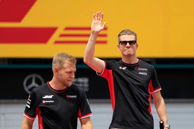 FORMULA 1 - GP of Austria 2024 SPIELBERG,AUSTRIA,30.JUN.24 - MOTORSPORTS, FORMULA 1 - Grand Prix of Austria, Red Bull Ring. Image shows Kevin Magnussen (DEN Haas) and Nico Huelkenberg (GER Haas).  GEPAxpictures xMarioxBuehner-Weinrauch