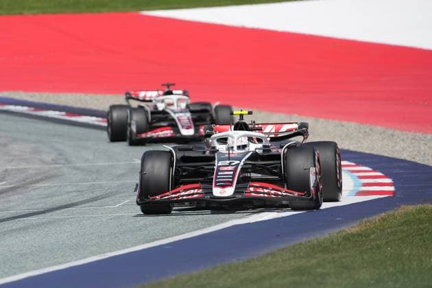 Formula 1 Austrian Grand Prix 2024 30 06 2024, Red Bull Ring, Spielberg, Formula 1 Austrian Grand Prix 2024 , pictured Nico Hülkenberg DEU , Haas F1 Team, Kevin Magnussen DNK nordphotoxGmbHx xBratic nph00250