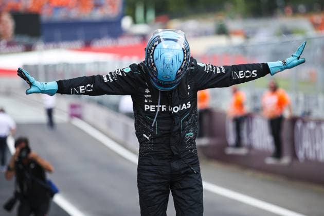 Sport Themen der Woche KW26 Sport Bilder des Tages RUSSELL George (gbr), Mercedes AMG F1 Team W15, portrait celebrates during the Formula 1 Qatar Airways Austrian Grand Prix 2024, 11th round of the 2024 Formula One World Championship, WM, Weltmeisterschaft from June 28 to 30, 2024 on the Red Bull Ring, in Spielberg, Austria - F1 - AUSTRIAN GRAND PRIX 2024 DPPI Panoramic  240630_R11_AUSTRIA_DP_XB3_0625