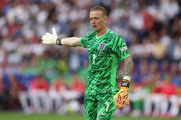 EURO 2024, England - Slowakei Jordan Pickford of England England v Slovakia, UEFA European Championship, EM, Europameisterschaft 2024, Round of 16, Football, Arena AufSchalke, Gelsenkirchen, Germany - 30 Jun 2024 EDITORIAL USE ONLY No use with unauthorised audio, video, data, fixture lists, club league logos or live services. Online in-match use limited to 120 images, no video emulation. No use in betting, games or single club league player publications. Copyright: xPaulxCurrie Shutterstockx 14562219aw