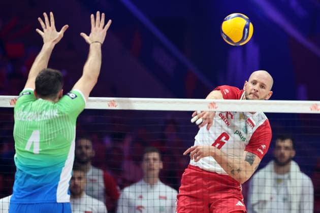 Volleyball, FIVB Nations League, Spiel um Platz 3, Polen - Slowenien 30.06.2024 LODZ, ATLAS ARENA SIATKOWKA MEZCZYZN (VOLLEYBALL) FIVB LIGA NARODOW W SIATKOWCE MEZCZYZN ( FIVB MEN™S VOLLEYBALL NATIONS LEAGUE 2024 POLFINAL LIGI NARODOW 2024 MECZ O TRZECIE MIEJSCE (GAME) POLSKA - SLOWENIA ( POLAND - SLOVENIA ) NZ BARTOSZ KUREK FOTO JAKUB PIASECKI CYFRASPORT NEWSPIX.PL --- Newspix.pl POLAND OUT!  20240630JPCS3008
