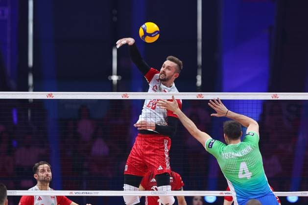LODZ 30.06.2024 SIATKOWKA MEZCZYZN LIGA NARODOW 2024 TURNIEJ FINALOWY - MECZ O 3 MIEJSCE: SLOWENIA - POLSKA --- MENS VOLLEYBALL NATIONS LEAGUE 2024 FINAL ROUND - BRONZE MEDAL MATCH IN LODZ: SLOVENIA - POLAND N Z MATEUSZ BIENIEK FOT. ANNA KLEPACZKO FOTOPYK NEWSPIX.PL --- Newspix.pl POLAND OUT!  240630LUM044