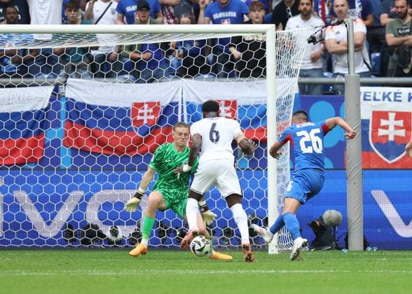 EURO 2024, England - Slowakei Gelsenkirchen, Germany, 30th June 2024. Ivan Schranz of Slovakia scores the first goal during the UEFA European Championships round of 16 match at Arena Aufschalke, Gelsenkirchen. Picture credit should read: Paul Terry Sportimage EDITORIAL USE ONLY. No use with unauthorised audio, video, data, fixture lists, club league logos or live services. Online in-match use limited to 120 images, no video emulation. No use in betting, games or single club league player publications. SPI-3212-0038