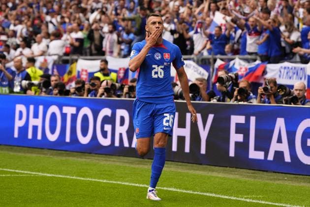 EURO 2024, England - Slowakei Slovakia s Ivan Schranz celebrates after scoring first goal for the 0-1during the round of sixteen match between England and Slovakia at the Euro 2024 soccer tournament in Gelsenkirchen, Germany, Sunday, June 30, 2024. - Soccer .  Copyright: xFabioxFerrari LaPressex