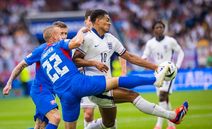 Gelsenkirchen, Germany 30th Jun 2024 Stanislav Lobotka Slovakia Jude Bellingham ENG England Slovakia England Slovakia 06 2024