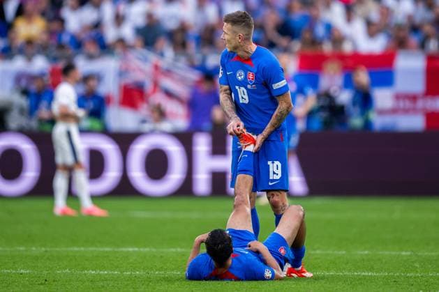 240630 David Strelec and Juraj Kucka of Slovakia during the UEFA Euro 2024 Football Championship round of 16 match between England and Slovakia on June 30, 2024 in Gelsenkirchen Photo Jesper Zerman BILDBYRAN kod JZ JZ0546 fotboll football soccer fotball fotballs em europamästerskap em uefa euro uefa european football championship euro 2024 england slovakien slovakia bbeng  Copyright: JESPERxZERMAN BB240630JZ115