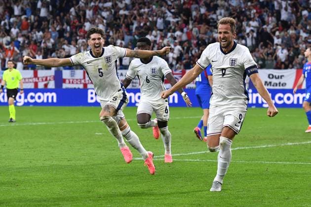 Soccer UEFA EURO 2024 Round of 16 England Slovakia on 30 06 2024 at the Arena AufSchalke in Gelsenkirchen Goal celebration Cheering Goal for 2 1 by Harry Kane England xRx
