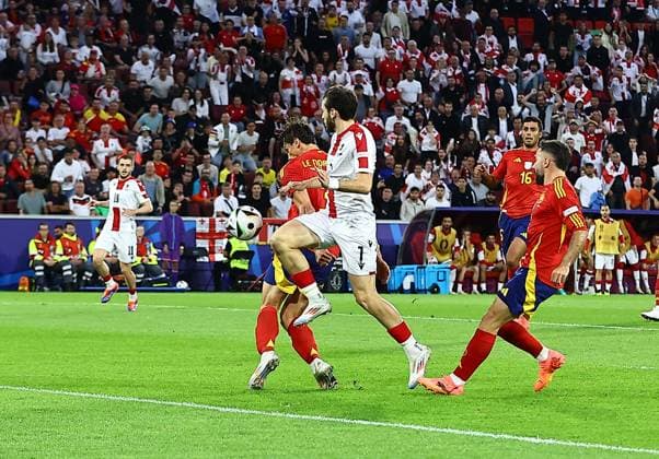 Khvicha Kvaratskhelia of Georgia scores to make it 0-1 Spain v Georgia, UEFA European Championship, EM, Europameisterschaft 2024, Round of 16, Football, Cologne Stadium, Cologne, Germany - 30 Jun 2024 EDITORIAL USE ONLY No use with unauthorised audio, video, data, fixture lists, club league logos or live services. Online in-match use limited to 120 images, no video emulation. No use in betting, games or single club league player publications. Copyright: xMichaelxZemanek Shutterstockx 14562306u