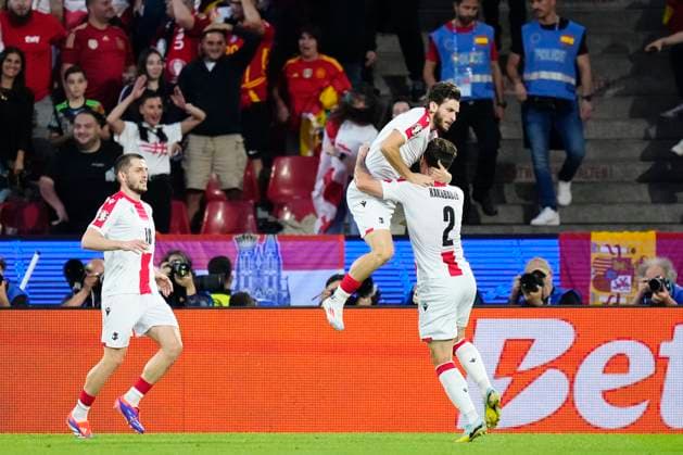 Spain v Georgia: Round of 16 - UEFA EURO, EM, Europameisterschaft,Fussball 2024 Khvicha Kvaratskhelia left winger of Georgia and SSC Napoli celebrates after scoring his sides first goal during the UEFA EURO 2024 round of 16 match between Spain and Georgia at Cologne Stadium on June 30, 2024 in Cologne, Germany. Cologne Germany  Copyright: xJosexBretonx originalFilename:bretonhernandez-spainvge240630_np3KV.jpg