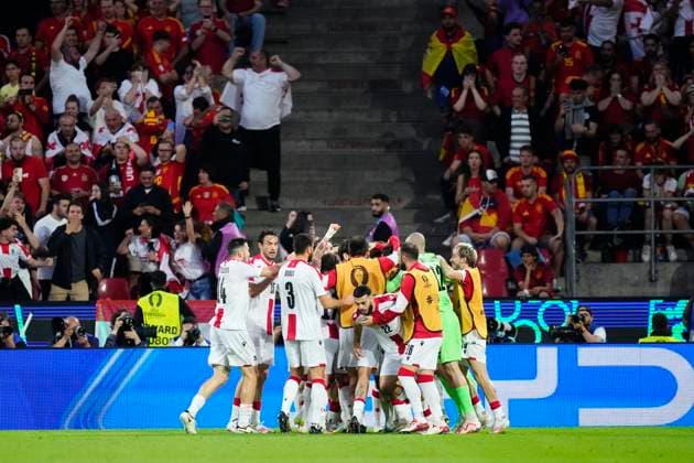 Spain v Georgia: Round of 16 - UEFA EURO, EM, Europameisterschaft,Fussball 2024 Khvicha Kvaratskhelia left winger of Georgia and SSC Napoli celebrates after scoring his sides first goal during the UEFA EURO 2024 round of 16 match between Spain and Georgia at Cologne Stadium on June 30, 2024 in Cologne, Germany. Cologne Germany  Copyright: xJosexBretonx originalFilename:bretonhernandez-spainvge240630_npCDZ.jpg