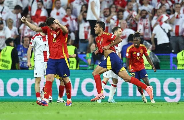 Rodri of Spain celebrates scoring to make it 1-1 Spain v Georgia, UEFA European Championship, EM, Europameisterschaft 2024, Round of 16, Football, Cologne Stadium, Cologne, Germany - 30 Jun 2024 EDITORIAL USE ONLY No use with unauthorised audio, video, data, fixture lists, club league logos or live services. Online in-match use limited to 120 images, no video emulation. No use in betting, games or single club league player publications. Copyright: xMichaelxZemanek Shutterstockx 14562306aa