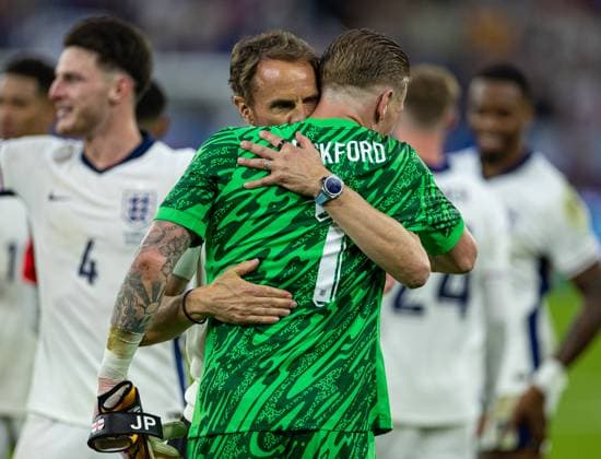 Football - UEFA EURO, EM, Europameisterschaft,Fussball 2024 - Round of 16 - England v Slovakia GELSENKIRCHEN, GERMANY - Sunday, June 30, 2024: England s head coach Gareth Southgate (L) embraces goalkeeper Jordan Pickford after the UEFA Euro 2024 Round of 16 match between England and Slovakia at the Arena AufSchalke. England won 2-1 after extra-time. (Photo by David Rawcliffe Propaganda) GELSENKIRCHEN Arena AufSchalke NORTH RHINE-WESTPHALIA GERMANY  Copyright: xDavidxRawcliffex P2024-06-30-England_Slovakia-147