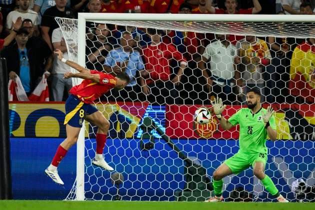 Spain v Georgia - UEFA EURO, EM, Europameisterschaft,Fussball 2024 Fabian Ruiz of Spain scores a goal from a header during the UEFA EURO 2024 round of 16 football match between Spain and Georgia. Cologne Germany Copyright: xNicolòxCampox