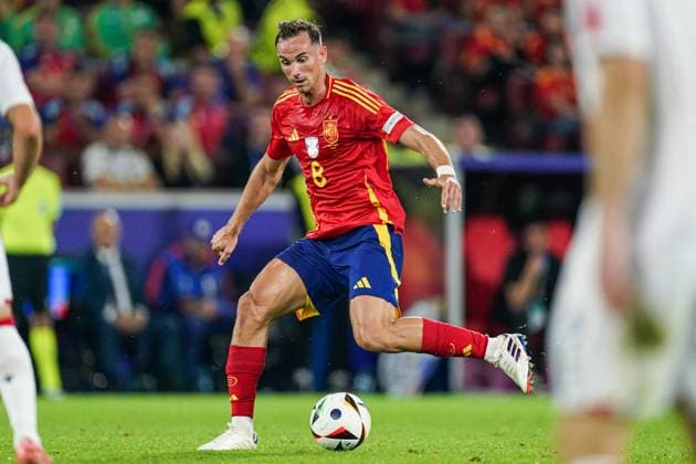 2024-06-30 Spain v Georgia - Round of 16 - UEFA EURO, EM, Europameisterschaft,Fussball 2024 COLOGNE, GERMANY - JUNE 30: Fabian Ruiz of Spain dribbles during the Round of 16 - UEFA EURO 2024 match between Spain and Georgia at Cologne Stadium on June 30, 2024 in Cologne, Germany. (Photo by Joris Verwijst BSR Agency) Cologne Germany Content not available for redistribution in The Netherlands directly or indirectly through any third parties. Copyright: xBSRxAgencyx