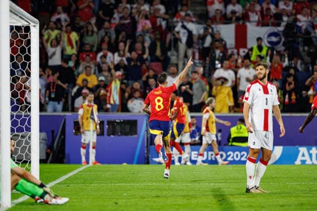 Fabian Ruiz seen celebrating after scoring goal during UEFA EURO, EM, Europameisterschaft,Fussball 2024 Round of 16 game between national teams of Spain and Georgia at RheinEnergieStadion, Cologne, Germany (Maciej Rogowski) Cologne RheinEnergieStadion Germany Copyright: xMaciejxRogowskix spaingeorgia-14