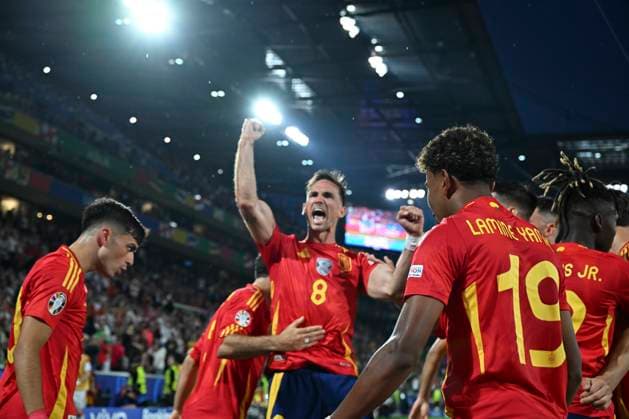 Goal celebration for 2 1 by Fabian Ruiz 8 Spain , Spain vs Georgia, Football, UEFA Euro 2024, Round of 16, 30 06 2024 Cologne North Rhine-Westphalia Germany Copyright: xkolbert-press MarcxNiemeyerx