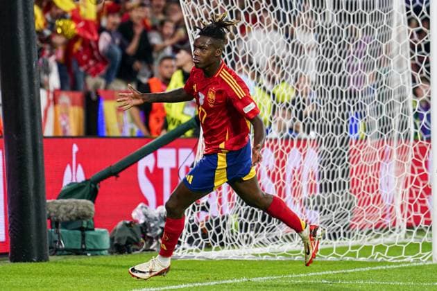 2024-06-30 Spain v Georgia - Round of 16 - UEFA EURO, EM, Europameisterschaft,Fussball 2024 COLOGNE, GERMANY - JUNE 30: Nico Williams of Spain celebrates the third goal during the Round of 16 - UEFA EURO 2024 match between Spain and Georgia at Cologne Stadium on June 30, 2024 in Cologne, Germany. (Photo by Joris Verwijst BSR Agency) Cologne Germany Content not available for redistribution in The Netherlands directly or indirectly through any third parties. Copyright: xBSRxAgencyx