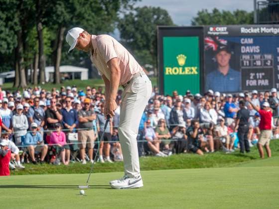 DETROIT, MI - JUNE 30: Cam Davis (AUS) putts the ball for the win at -18 during the fourth round of the Rocket Mortgage Classic on June 30, 2024 at Detroit Golf Club in Detroit, Michigan. (Photo by Joseph Weiser Icon Sportswire) GOLF: JUN 30 PGA, Golf Herren Rocket Mortgage Classic EDITORIAL USE ONLY Icon2406300244