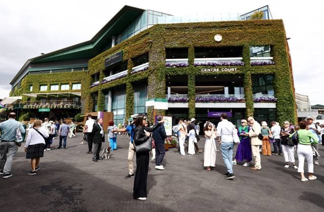 Spectators seen around the grounds. Wimbledon Tennis Championships, Day 1, The All England Lawn Tennis and Croquet Club, London, UK - 01 Jul 2024  Copyright: xJamesxMarsh Shutterstockx 14565034a
