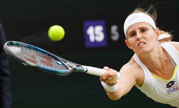 Belgian Greet Minnen pictured in action during a tennis match between Belgian Minnen and British Watson, in the first round of the women s singles competition of the 2024 Wimbledon grand slam tournament at the All England Tennis Club, in south-west London, Britain, Monday 01 July 2024. BENOITxDOPPAGNE  x95626969x