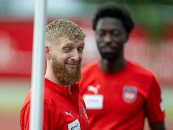 Sport Themen der Woche KW27 Sport Bilder des Tages Jan-Niklas Beste (FC Heidenheim, 37), Omar-Haktab Traore (FC Heidenheim, 23), GER, FC Heidenheim, Laktattest, Fussball, Bundesliga, Spielzeit 2024 2025, 01.07.2024, GER, FC Heidenheim, Laktattest, Fussball, Bundesliga, Spielzeit 2024 2025, 01.07.2024 Heidenheim *** Jan Niklas Beste FC Heidenheim, 37 , Omar Haktab Traore FC Heidenheim, 23 , GER, FC Heidenheim, lactate test, football, Bundesliga, 2024 2025 season, 01 07 2024, GER, FC Heidenheim, lactate test, football, Bundesliga, 2024 2025 season, 01 07 2024 Heidenheim Copyright: xEibner-Pressefoto SaschaxWaltherx EP_EER