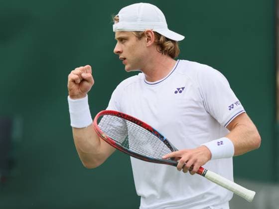 Belgian Zizou Bergs pictured during a tennis match against French Cazaux, in the first round of the men s singles competition of the 2024 Wimbledon grand slam tournament at the All England Tennis Club, in south-west London, Britain, Monday 01 July 2024. BENOITxDOPPAGNE  x95634436x